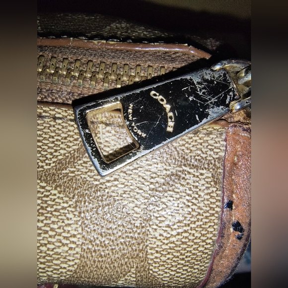 Coach Mini Bennet Handbag - Picture 15 of 15